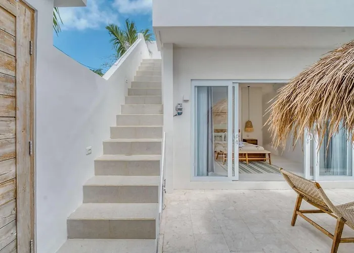 Floripa Stylish 2br Near Nyang Nyang
