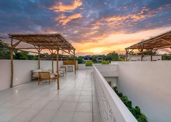 Floripa Stylish 2br Near Nyang Nyang